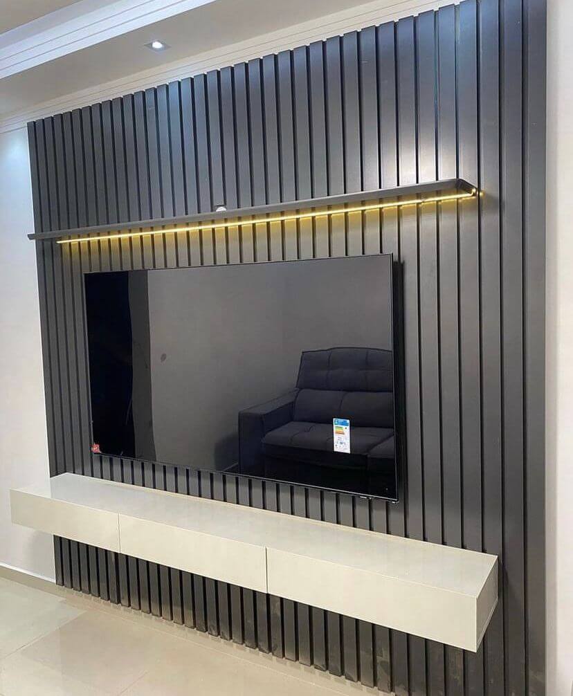 PAINEL NOBRE RIPADO 2.30 + NICHO SUSPENSO 2.02 CM C/ 3 GAVETAS – GELIUS